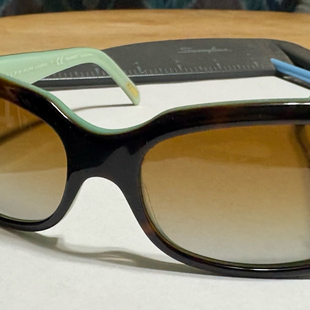 Ralph Lauren Brown and Green Sunglasses with Vintage-Inspired Design - Picture 14 of 16